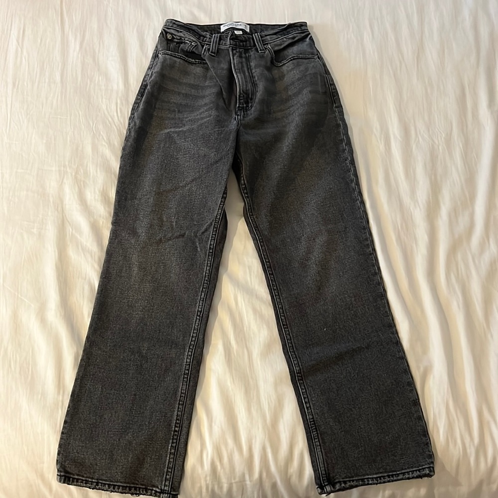 Washed gray Abercrombie ankle straight curve love jeans